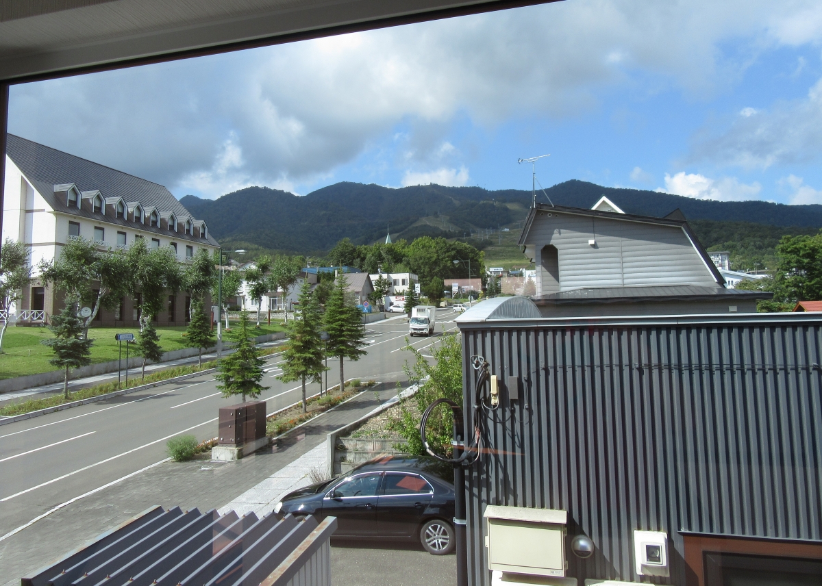 furano - view up the mountain